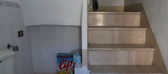 Дом с 4 комнатами в Поллутри, Италия № 222211 24