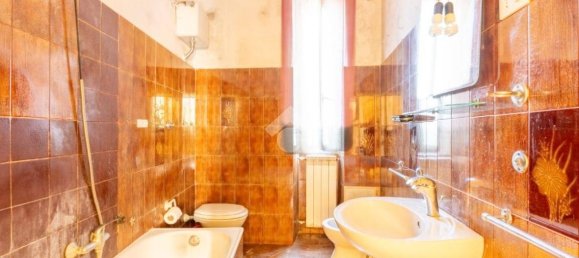 Квартира с 2 спальнями в Рончильоне, Италия № 170761 6