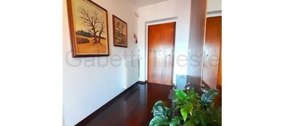 Квартира с 3 спальнями в Триест, Италия № 74638 6