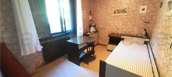 Квартира с 3 спальнями в Триест, Италия № 74638 4