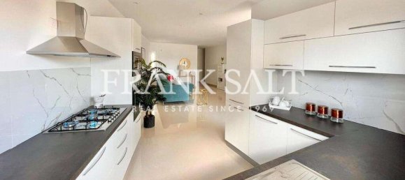 2 bedrooms Apartment in Mellieha, Malta No. 7935 7