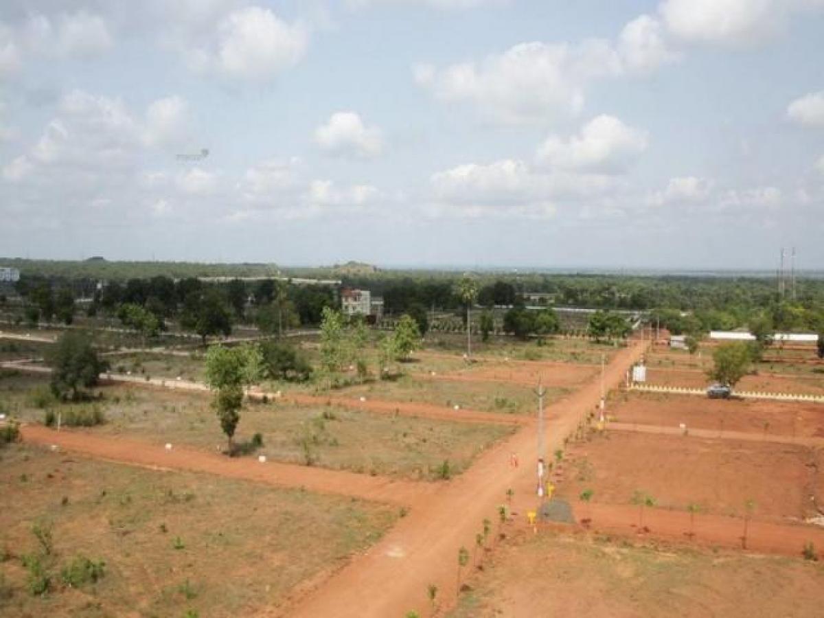 Grundstück in Visakhapatnam, India, Nr. 33009