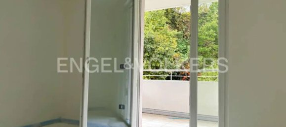 2 bedrooms Apartment in Mori, Italy No. 105156 2