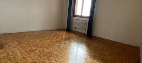 3 Schlafzimmer Wohnung in Modena, Italy, Nr. 323377 7