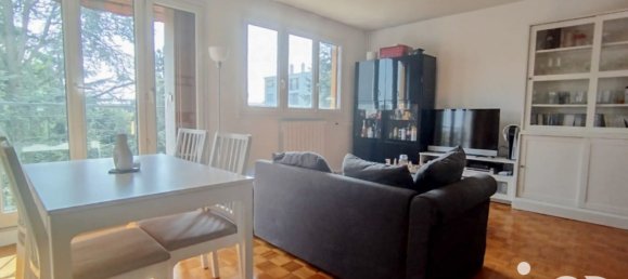 1 bedroom Apartment in Le Plessis-Trevise, France No. 316795 3