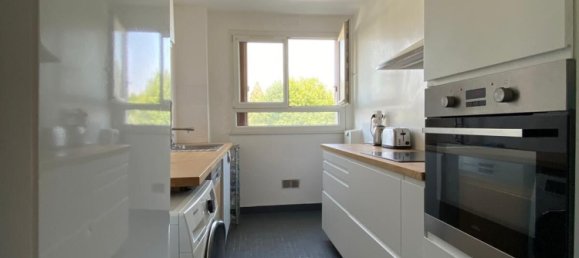 1 bedroom Apartment in Le Plessis-Trevise, France No. 316795 5
