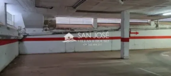 Бунгало с 4 спальнями в Салинас, Испания № 98648 25