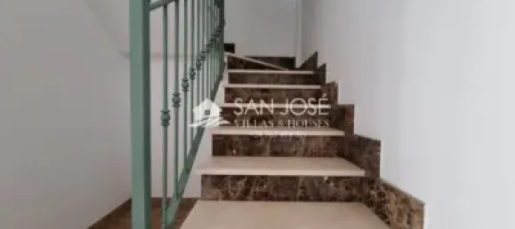 Бунгало с 4 спальнями в Салинас, Испания № 98648 43