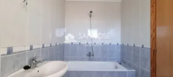 Бунгало с 4 спальнями в Салинас, Испания № 98648 27