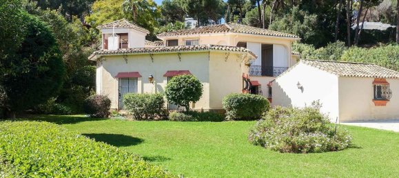 1607m² Land in Marbella, Spain No. 28096 5