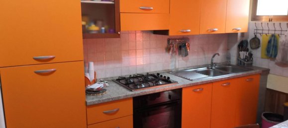 3 rooms Apartment in Falerna, Italy No. 177976 2