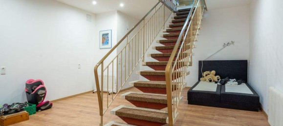 231m² Building in Lustenau, Austria No. 120319 2