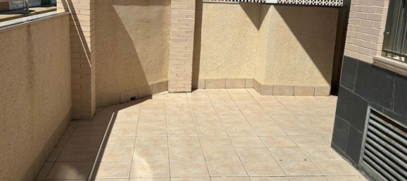 3 bedrooms House in Torre de la Horadada, Spain No. 155996 7