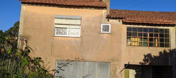 2 bedrooms House in Tomar, Portugal No. 30412 4