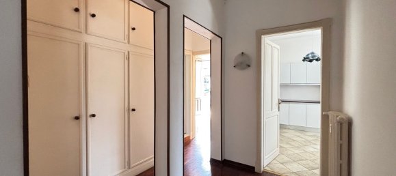 Квартира с 4 комнатами в Сен Венсан, Италия № 300114 13