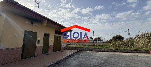 2-salle Propriété commerciale à Cancello ed Arnone, Italy No. 211732 16