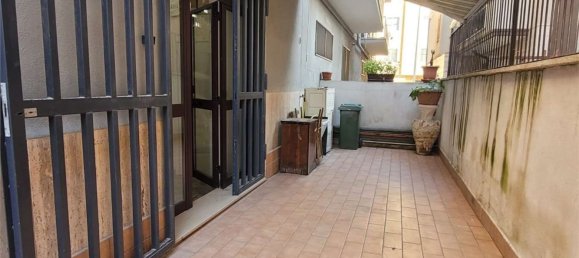 Квартира с 2 комнатами в Чериньола, Италия № 85764 10