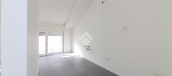 Apartamento de 3 divisões em Lodi, Italy N.º 230757 9