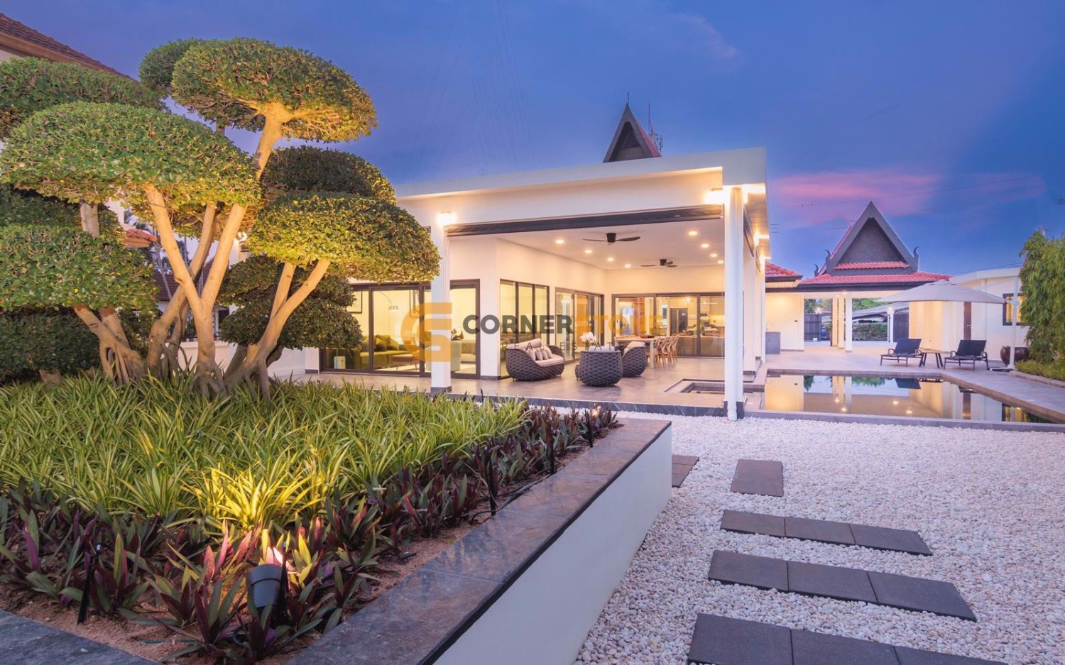 Casa en Pattaya, Thailand 365 m² No. 59256