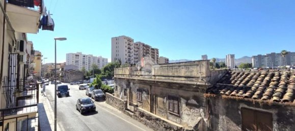 2 rooms Apartment in Palermo, Italy No. 267527 31