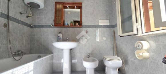 2 rooms Apartment in Palermo, Italy No. 267527 27