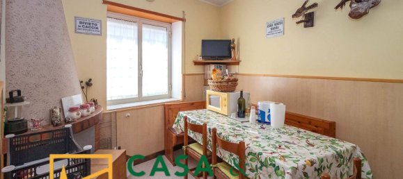 5 Schlafzimmer Villa in Pratella, Italy, Nr. 325666 3