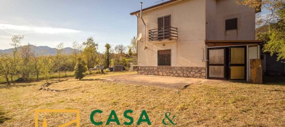 5 Schlafzimmer Villa in Pratella, Italy, Nr. 325666 14