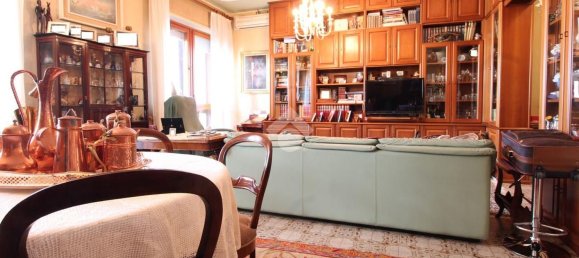 5 rooms Apartment in Turin, Italy No. 54672 25
