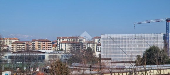 5 rooms Apartment in Turin, Italy No. 54672 13