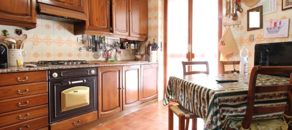 5 rooms Apartment in Turin, Italy No. 54672 26