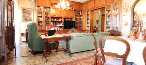 5 rooms Apartment in Turin, Italy No. 54672 24