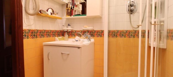 5 rooms Apartment in Turin, Italy No. 54672 20