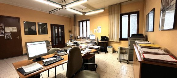 3 rooms Apartment in Palazzolo sull'Oglio, Italy No. 107880 7
