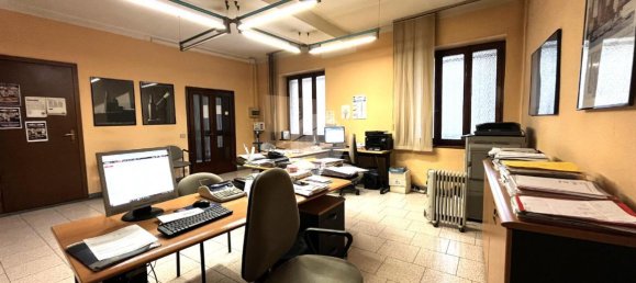 3 rooms Apartment in Palazzolo sull'Oglio, Italy No. 107880 6