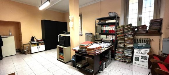 3 rooms Apartment in Palazzolo sull'Oglio, Italy No. 107880 9