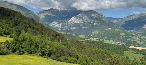 84770m² Land in Montefortino, Italy No. 297440 10