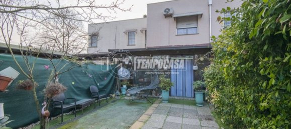 Casa de 2 dormitorios en Modena, Italy No. 59880 5