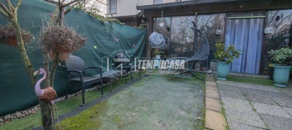 Casa de 2 dormitorios en Modena, Italy No. 59880 2