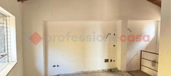 Apartamento de 5 divisões em Minturno, Italy N.º 8666 46