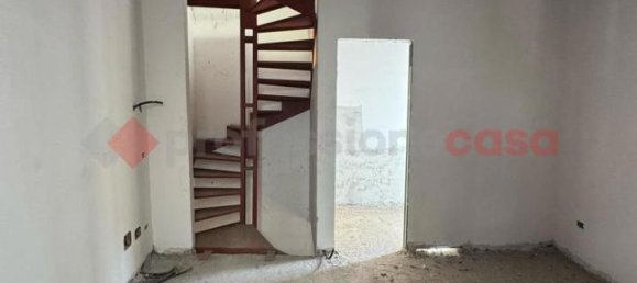 Apartamento de 5 divisões em Minturno, Italy N.º 8666 5