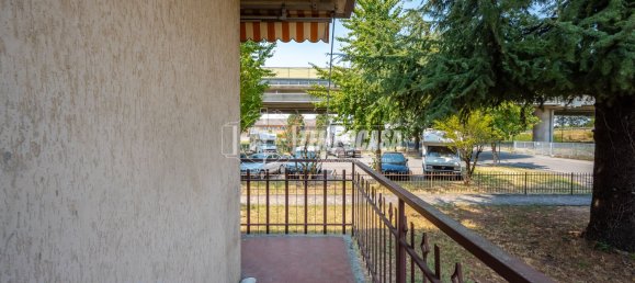 2 bedrooms Apartment in Fontevivo, Italy No. 348685 26