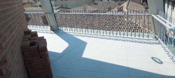 2 Schlafzimmer Penthouse in Reggio Emilia, Italy, Nr. 157296 6