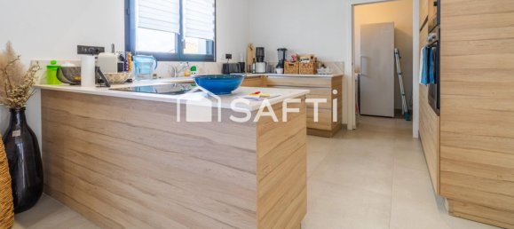 3 bedrooms House in Bergerac, France No. 109083 5