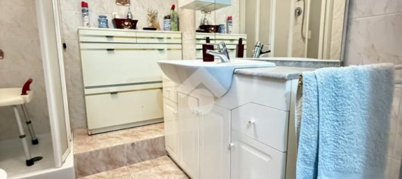 3 bedrooms Apartment in Rome, Italy No. 273413 34