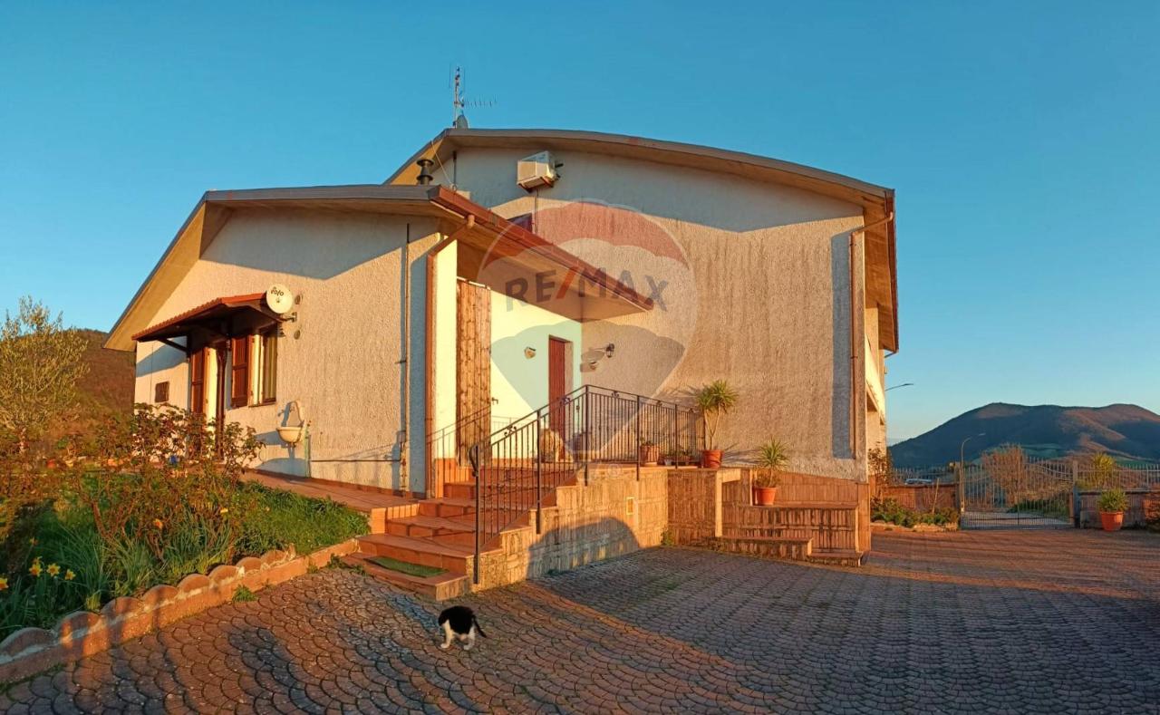 Квартира с 10 комнатами в Арчевиа, Италия № 5647