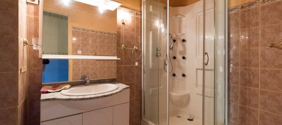 4 bedrooms House in Sorgues, France No. 326518 10