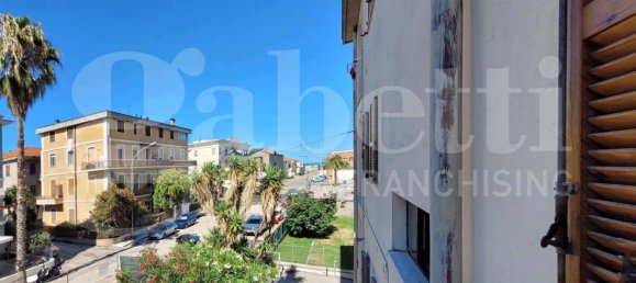 4-salle Appartement à San Benedetto del Tronto, Italy No. 303243 30