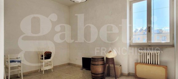 4-salle Appartement à San Benedetto del Tronto, Italy No. 303243 11