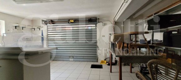 4-salle Appartement à San Benedetto del Tronto, Italy No. 303243 23