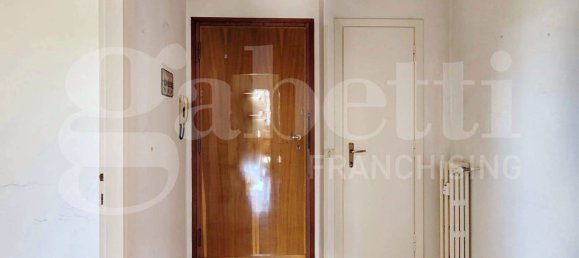 4-salle Appartement à San Benedetto del Tronto, Italy No. 303243 2
